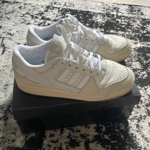 Adidas forum 84 low adv size 9m